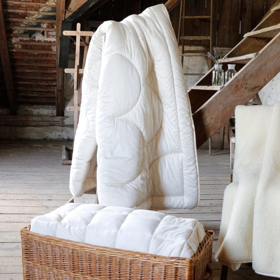 Kissen und Decken aus Naturmaterialien