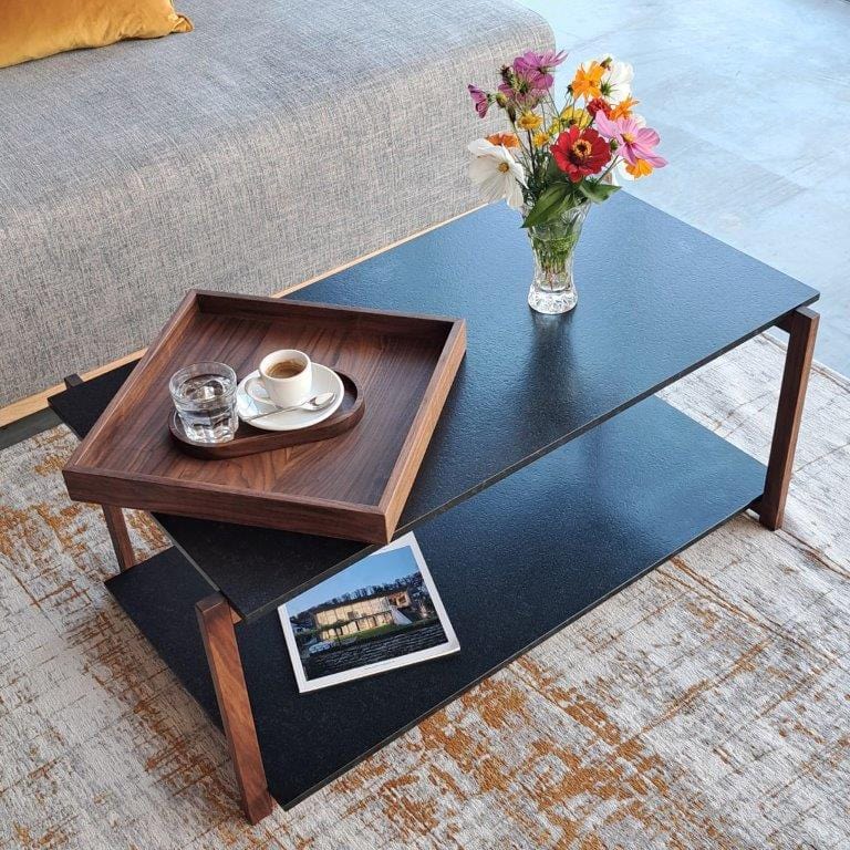 Holzmanufaktur Beistelltisch CONE Couchtisch, Nussbaum & Granit