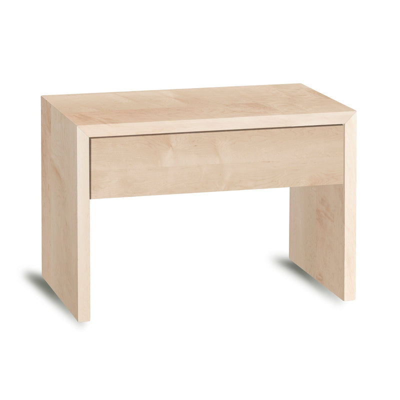 mit Schubkästen