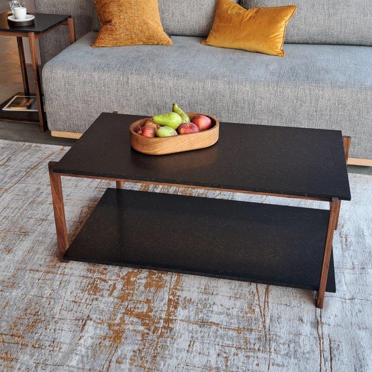 Holzmanufaktur Beistelltisch CONE Couchtisch, Nussbaum & Granit