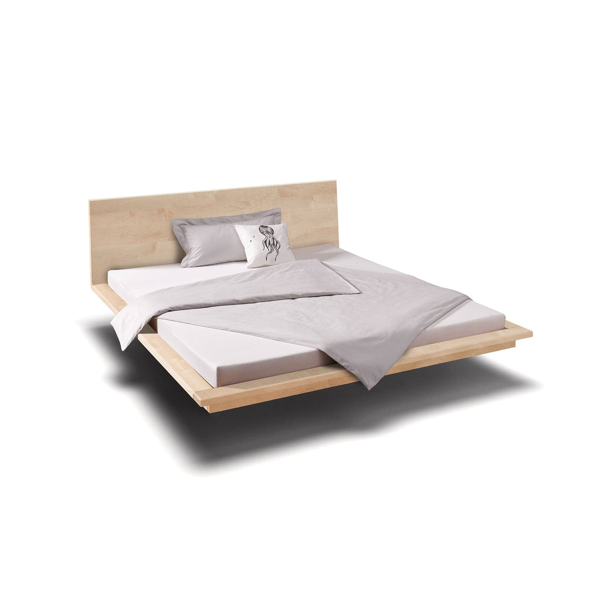 Holzmanufaktur Bett MATIS ist ein hochwertiges, schwebendes  Bett vom Designer, hier in massivem Ahornholz.
